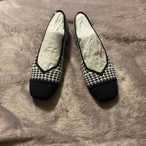 VIVAIA Houndstooth Print Flats
